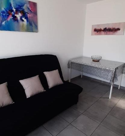 Jolie Maisonnette A Proximite De Toutes Commodites Saintes-Maries-de-la-Mer Exteriör bild
